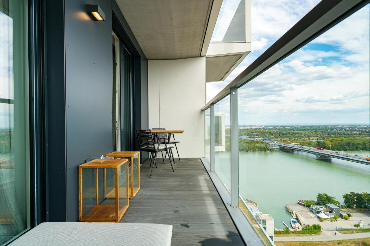 Vienna Residence, Marina Tower - Danube Екстер'єр фото